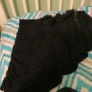A black one Shoulder  shirt
